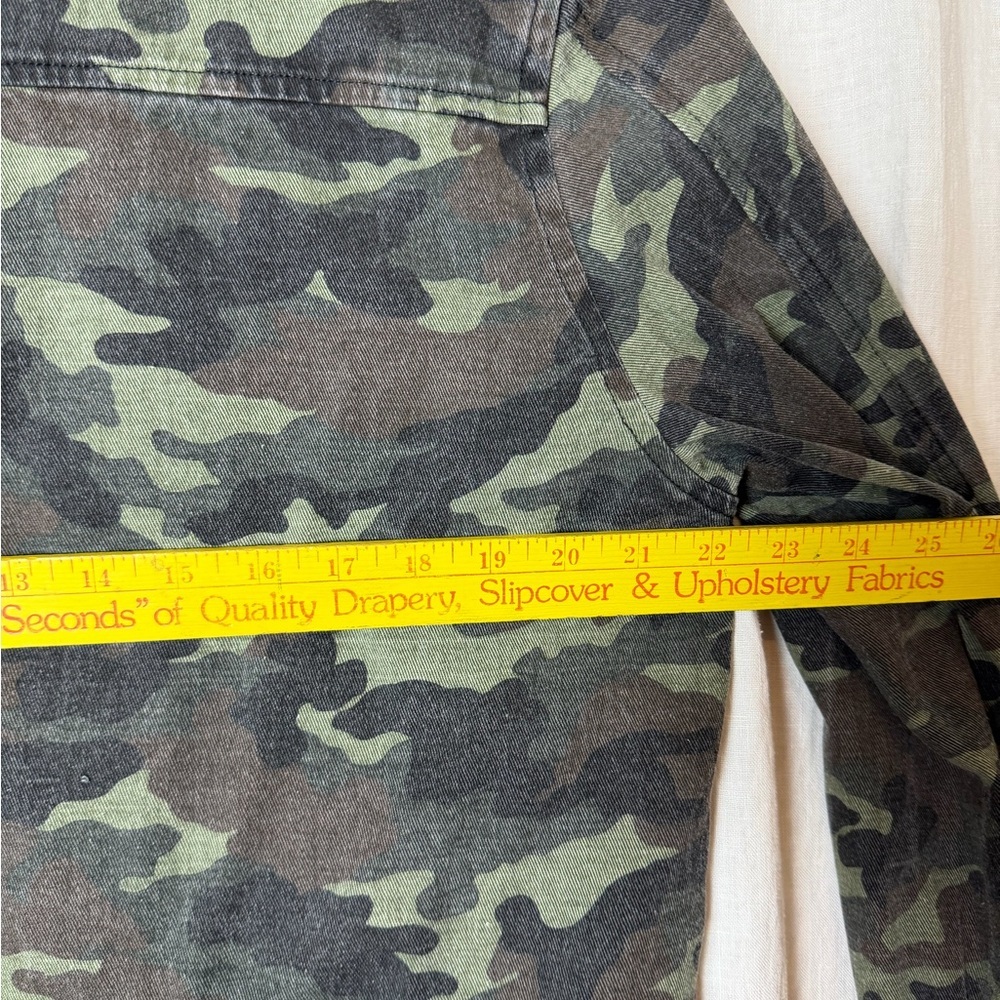 John + Jenn Green Camouflage Utility Jacket - Picture 4 of 5